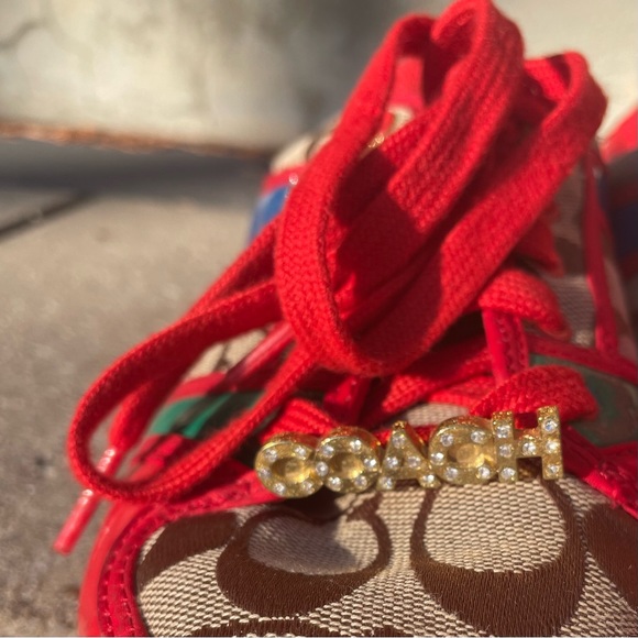 Coach Y2K Oriana Khaki sneakers - Picture 10 of 16